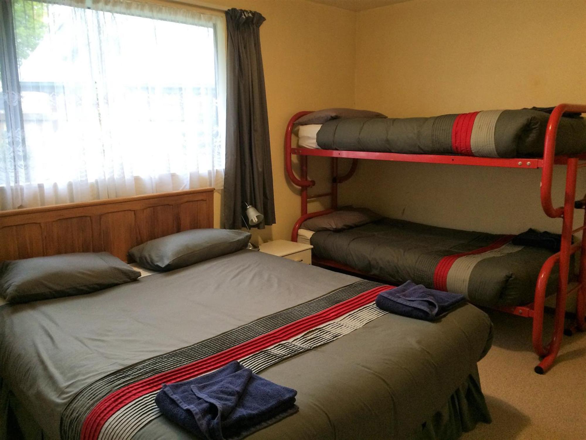 Cedar Chalets And Barkers Lodge Methven Δωμάτιο φωτογραφία
