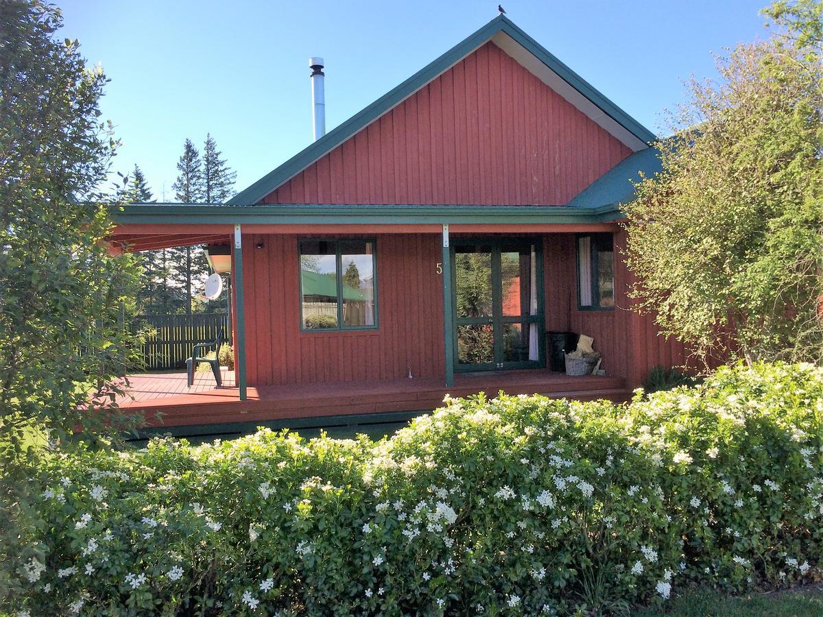 Cedar Chalets And Barkers Lodge Methven Εξωτερικό φωτογραφία