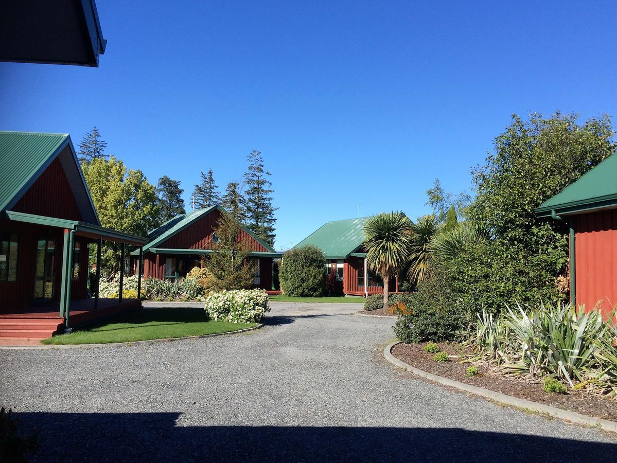 Cedar Chalets And Barkers Lodge Methven Εξωτερικό φωτογραφία